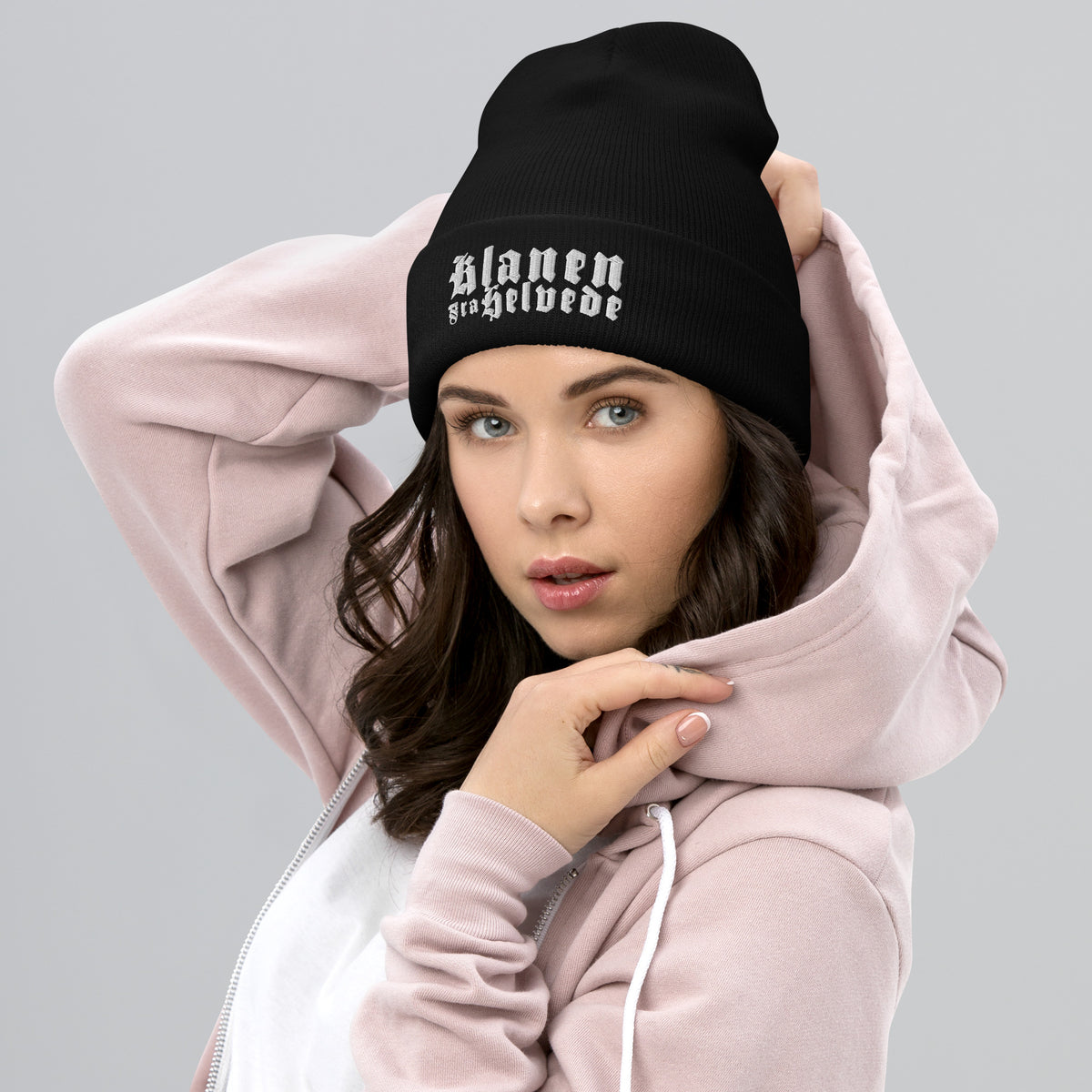 Klanen fra helvede Cuffed Beanie in black, front view